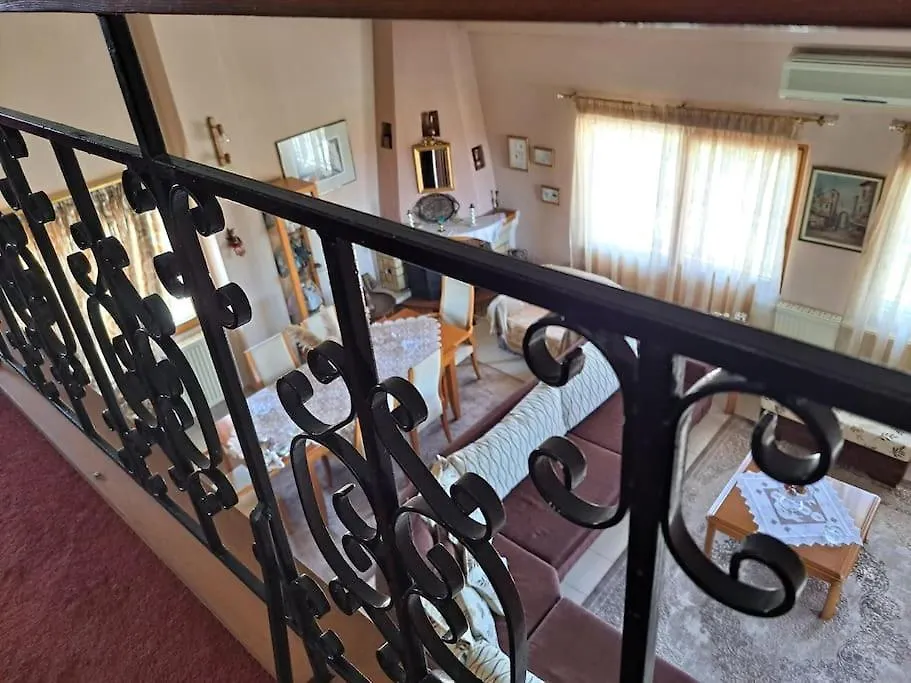 Elenis Villa 190Sqmeter With Private Parking And Garden 10Min Away From Thessaloniki Centre 0*,